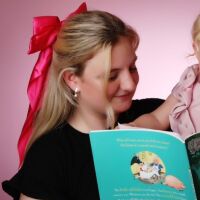 Poppy-Rayes Bookshelf