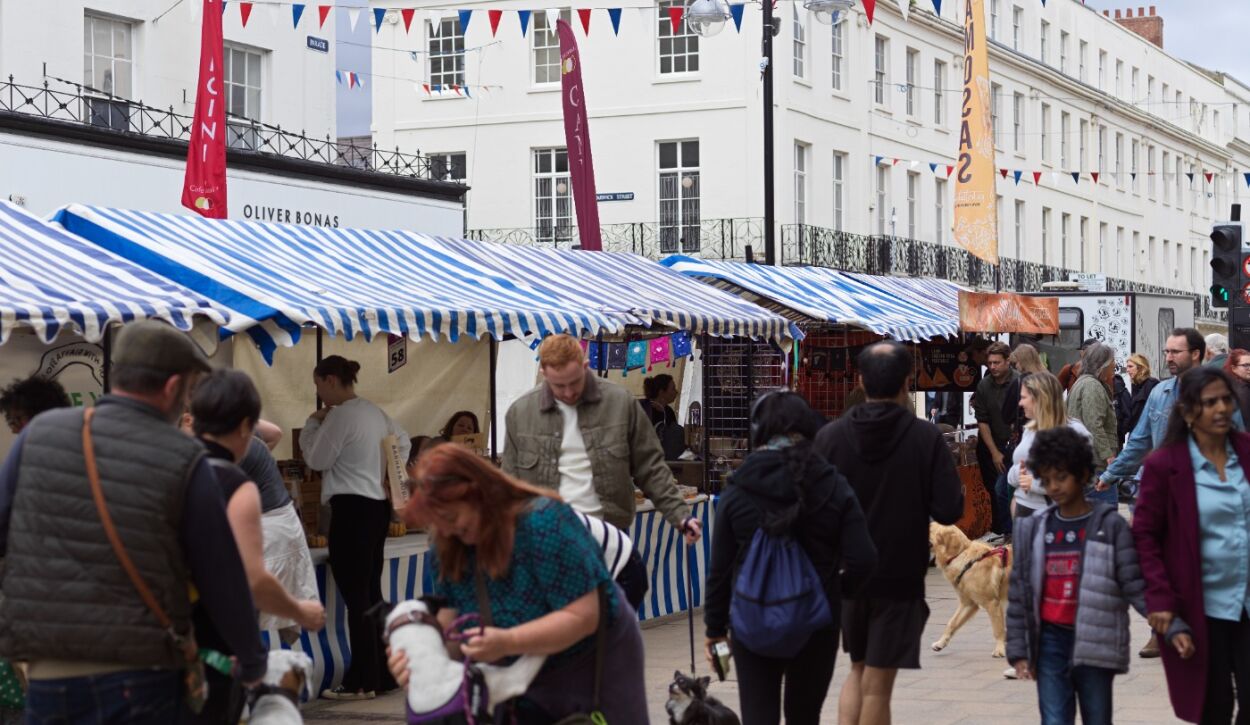 Leamington Autumn Markets Return This Sunday – Celebrate Local, Shop Local!